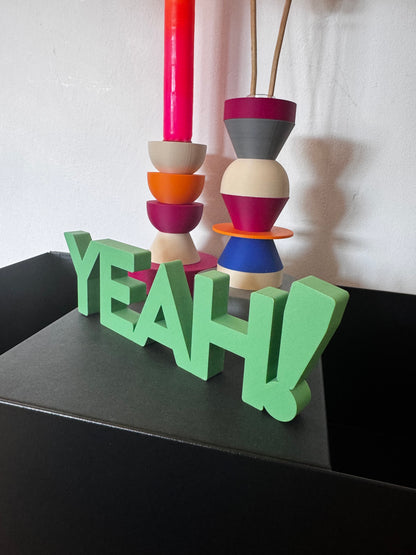 Deko Schriftzug "YEAH!"